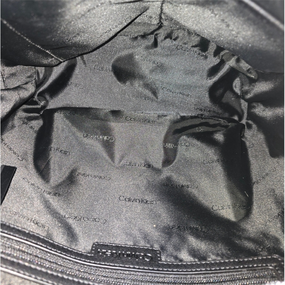 Calvin Klein Hobo Shoulder Bag - Picture 8 of 9